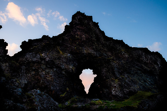 Djúpaloónssandur Hole
